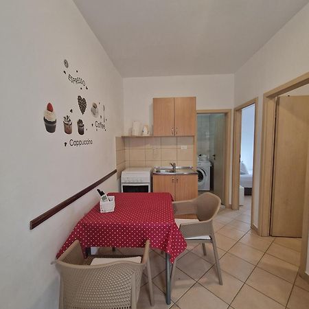 Apartments Saric Split Bagian luar foto
